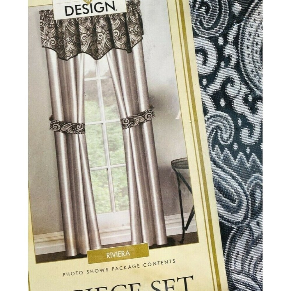 Interiors Design NIP New 5 Pc Set Window Treatment Curtains Drapes Gray Black